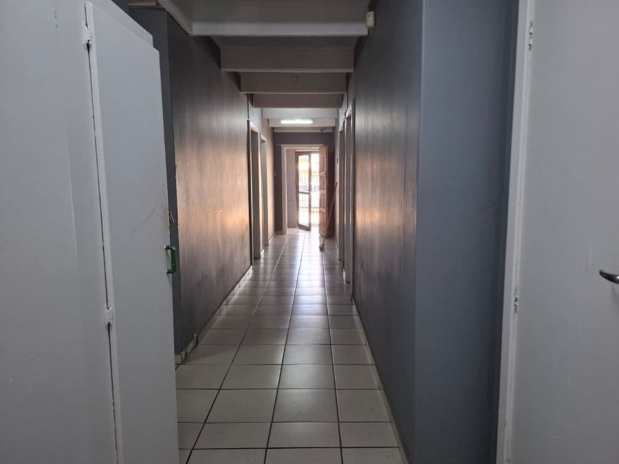 10 Bedroom Property for Sale in Willows Free State